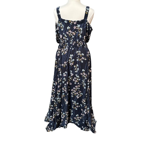 City Chic Womens Sleeve Less Floral Print Maxi Dress Size L/20 - Picture 3 of 11